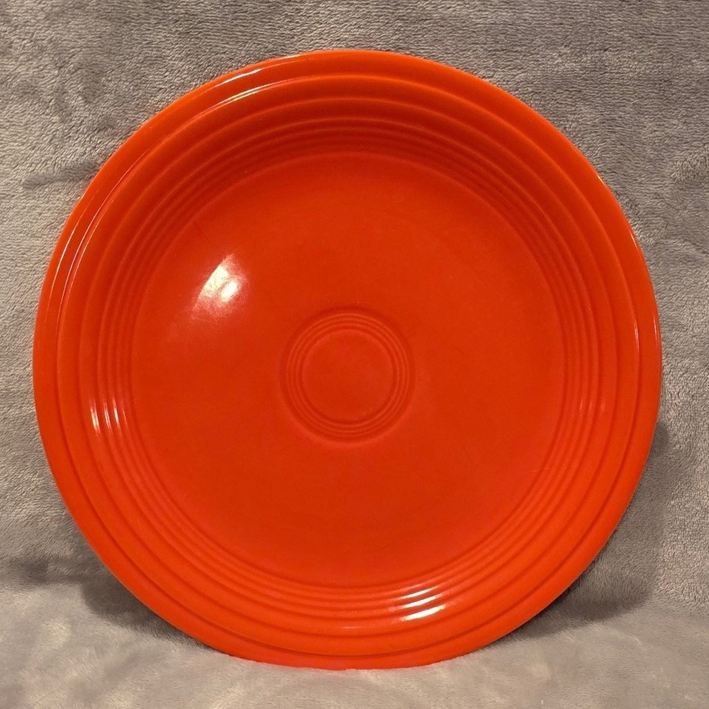 Vintage Fiestaware Radioactive Red Dinner Plate Homer Laughlin 9.5" CPM 3140